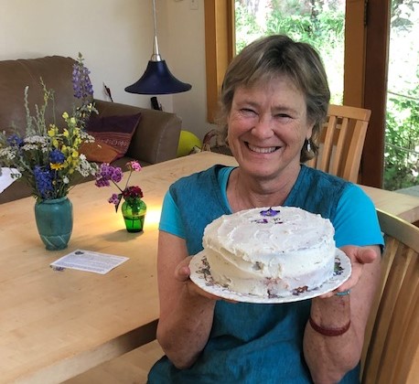 Sally with a cake for Mary (2)
